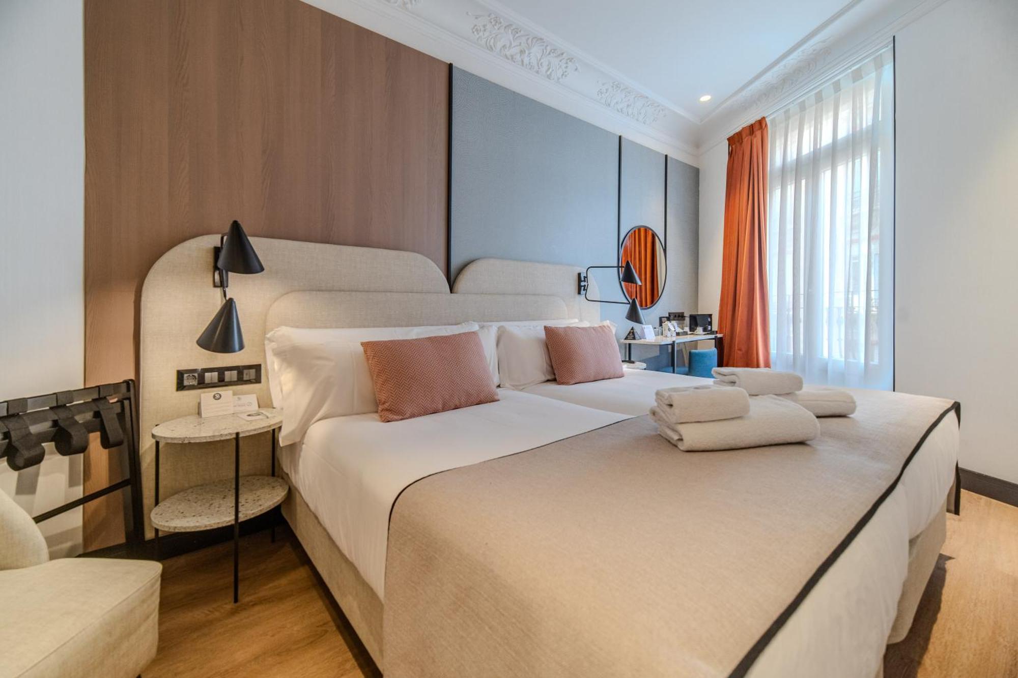 Soho Boutique Turia Hotel Valencia Exterior photo